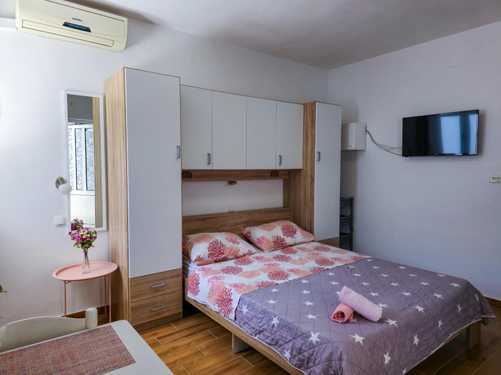 Apartments Neda Omiš Εξωτερικό φωτογραφία