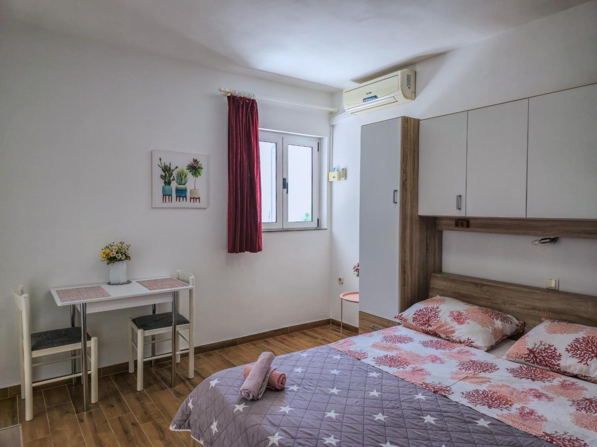 Apartments Neda Omiš Εξωτερικό φωτογραφία