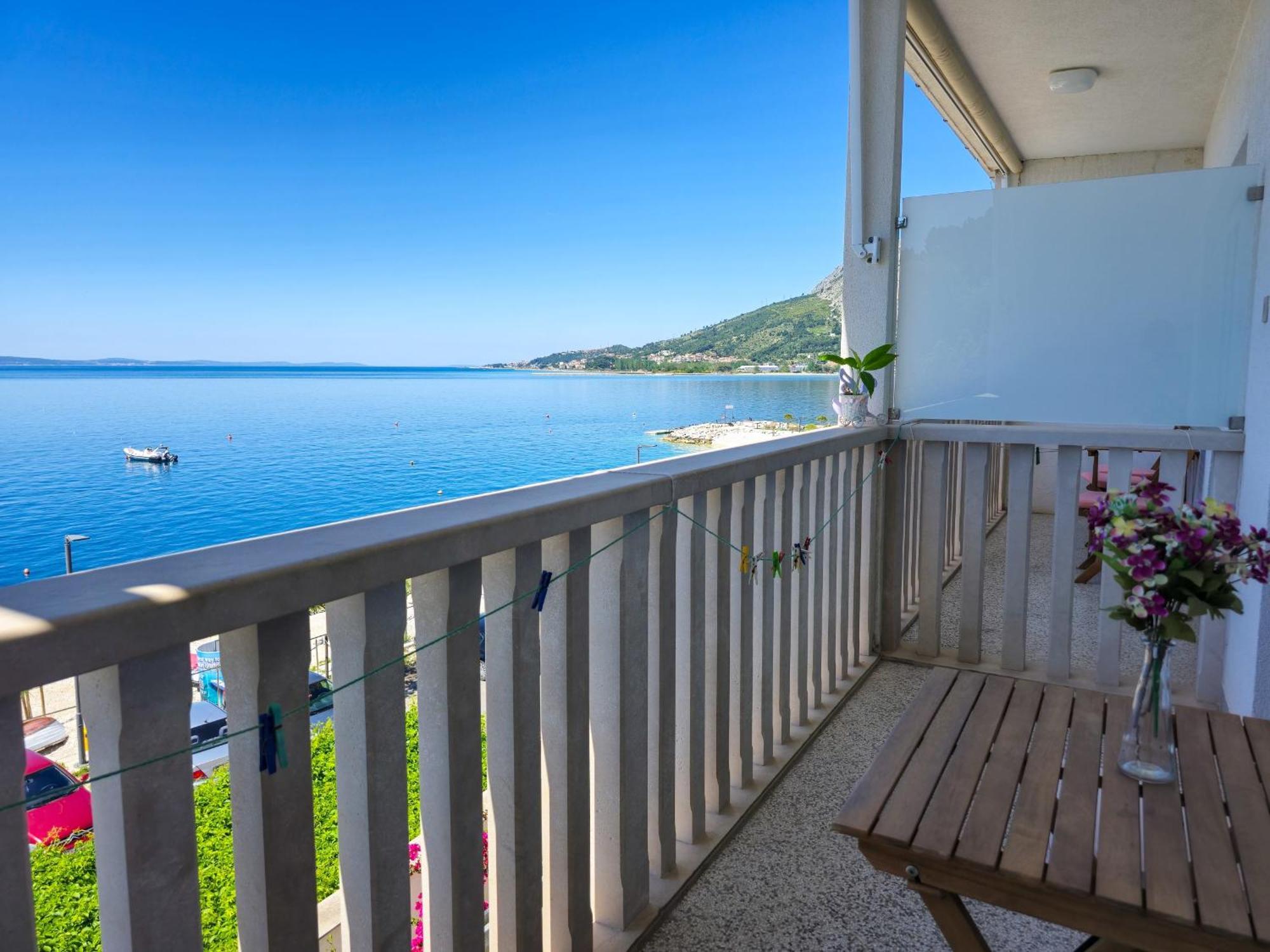 Apartments Neda Omiš Εξωτερικό φωτογραφία
